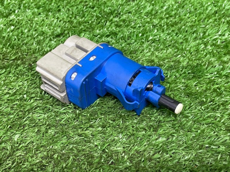 Датчик включения стопсигнала, 500 рублей, Москва