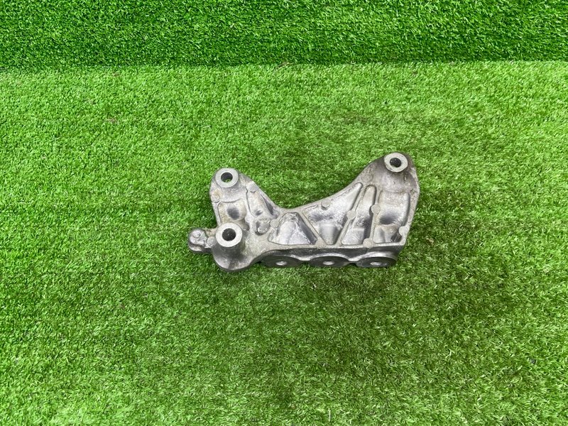 Кронштейн двигателя, 10000 рублей, Москва