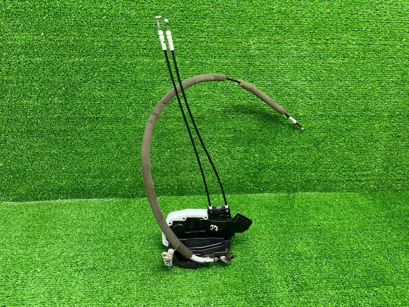 Замок двери передней правой, 1000 рублей, Москва