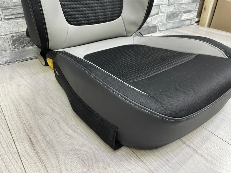 Сиденье переднее левое, 15000 рублей, Москва