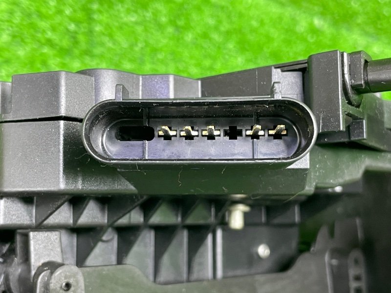 Замок двери передней левой, 2450 рублей, Москва