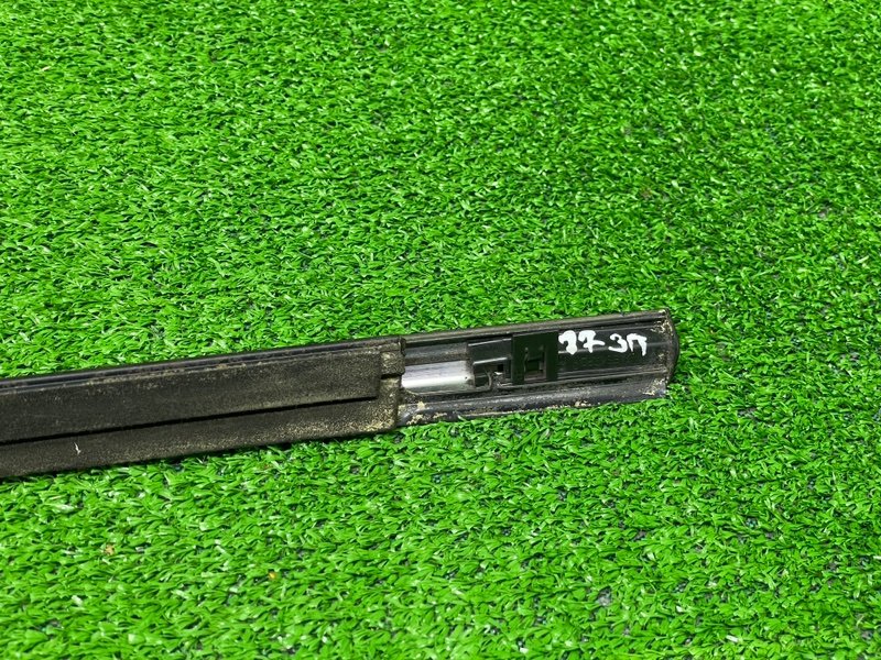 Молдинг стекла, 1500 рублей, Москва