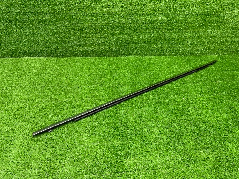 Молдинг стекла, 1500 рублей, Москва