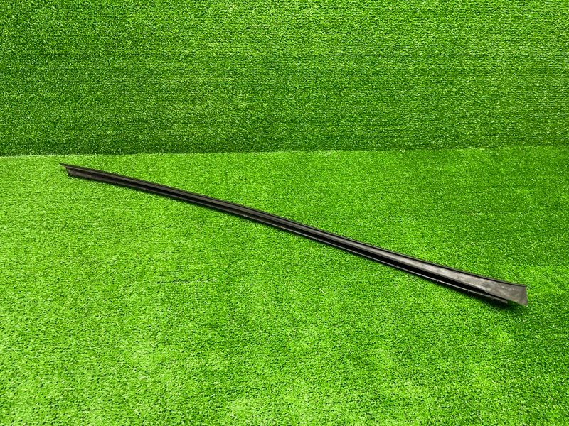 Молдинг лобового стекла, 2500 рублей, Москва