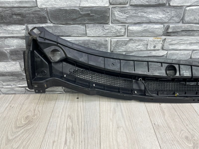 Планка под лобовое стекло, 1500 рублей, Москва