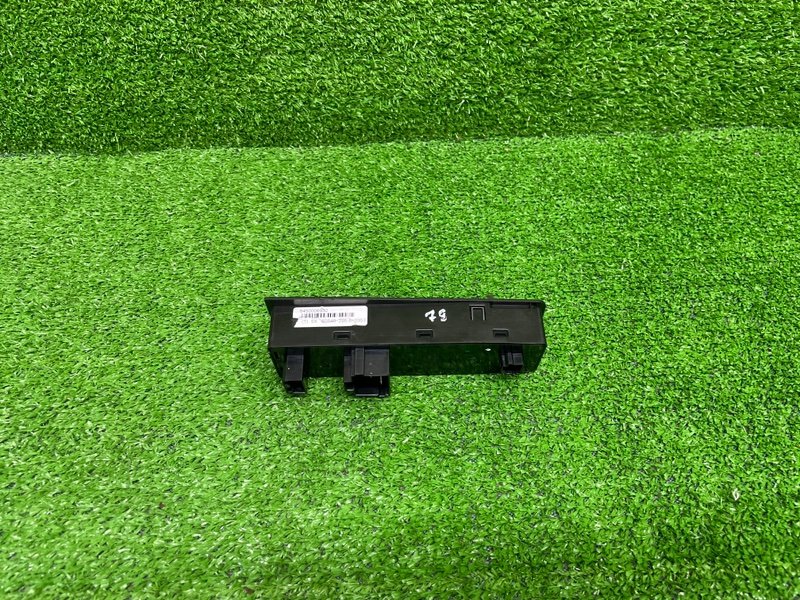 Блок управления стеклоподъемниками, 1000 рублей, Москва