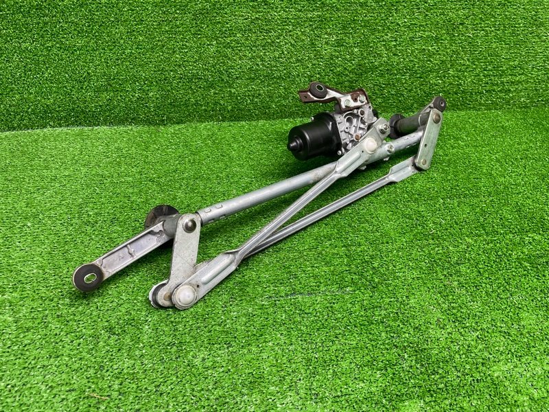 Трапеция стеклоочистителей, 2000 рублей, Москва