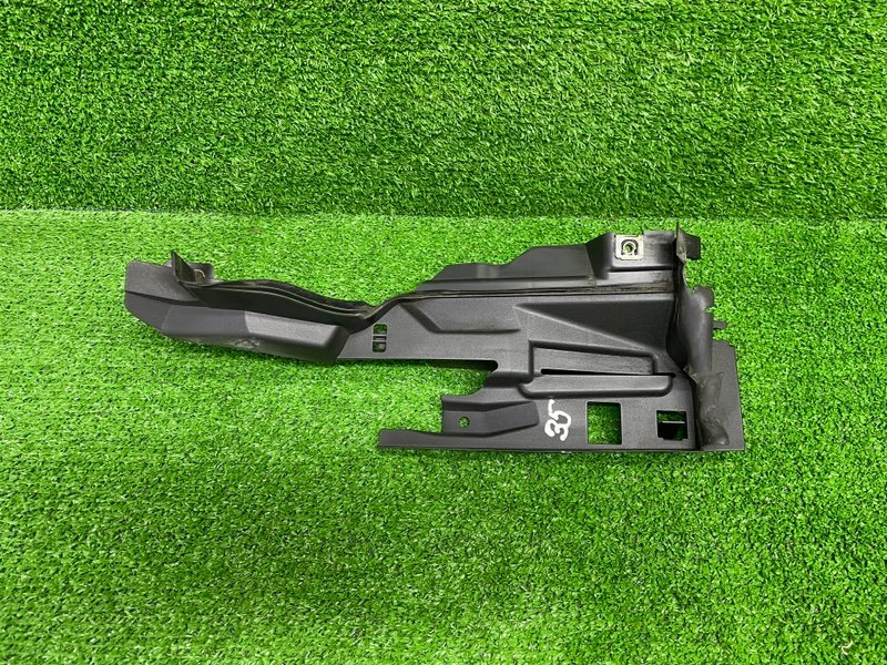 Накладка крыла, 1000 рублей, Москва