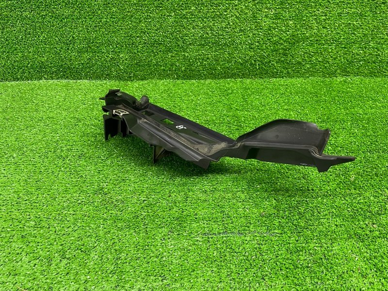 Накладка крыла, 1000 рублей, Москва