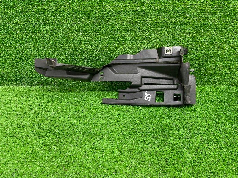 Накладка крыла, 1000 рублей, Москва