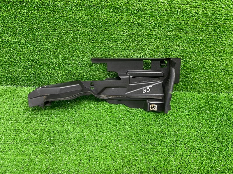 Накладка крыла, 1000 рублей, Москва