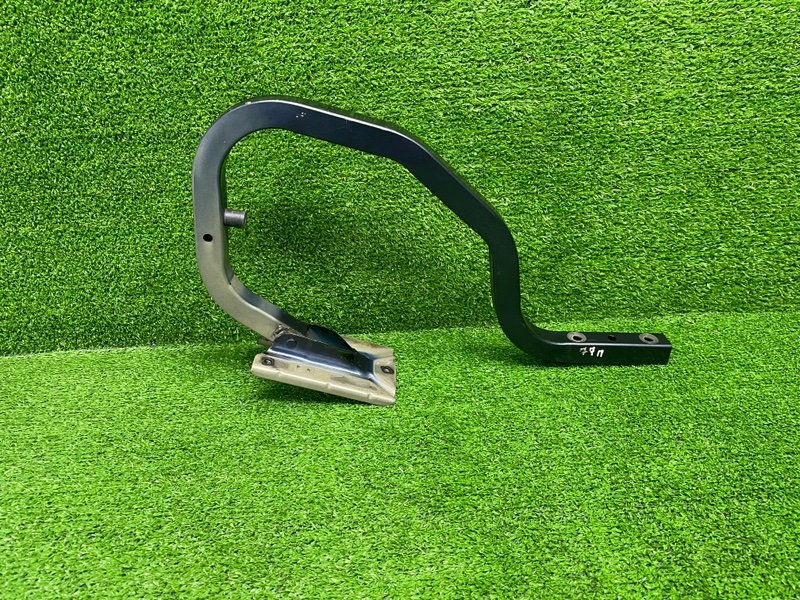 Петля крышки багажника, 1000 рублей, Москва