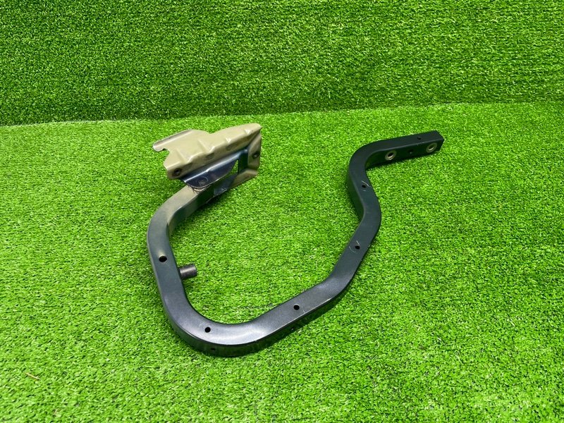 Петля крышки багажника, 1000 рублей, Москва