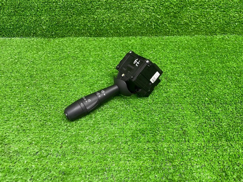 Переключатель стеклоочистителей, 2000 рублей, Москва