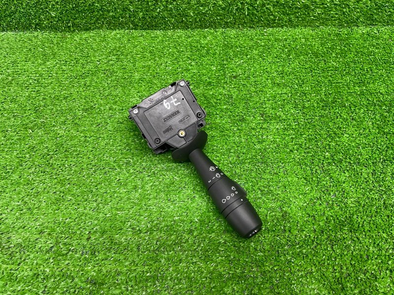 Переключатель стеклоочистителей, 2000 рублей, Москва