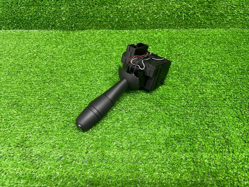 Переключатель стеклоочистителей, 2000 рублей, Москва