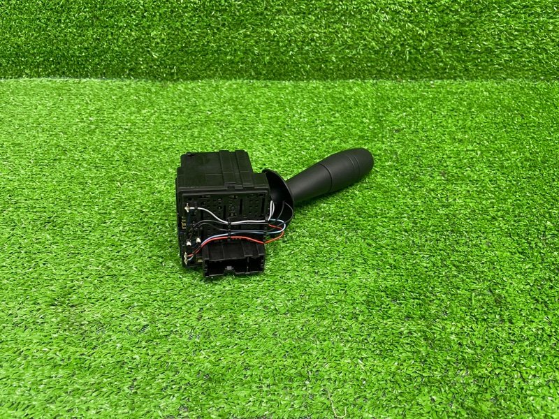 Переключатель стеклоочистителей, 2000 рублей, Москва