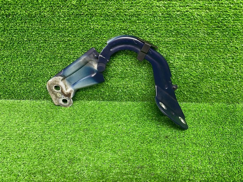 Петля капота, 1050 рублей, Москва