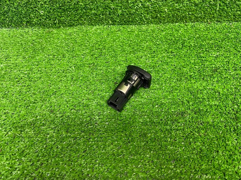 Зарядное гнездо, 500 рублей, Москва