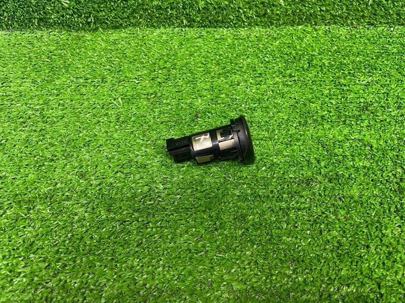 Зарядное гнездо, 500 рублей, Москва