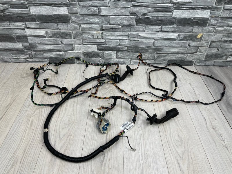 Проводка багажника, 2000 рублей, Москва