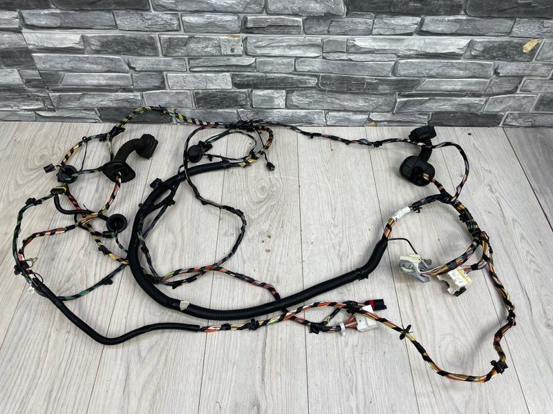 Проводка багажника, 2000 рублей, Москва