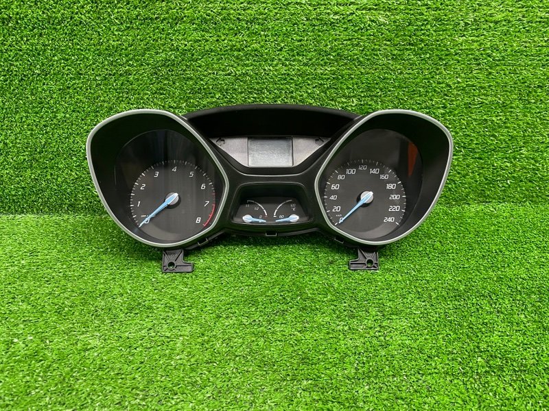 Панель приборов, 1700 рублей, Москва