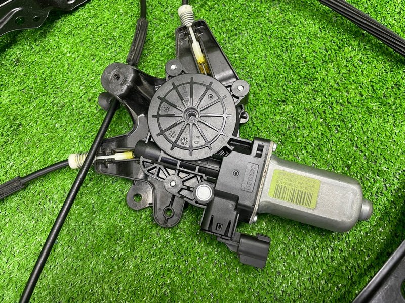 Стеклоподъемник передний, 4000 рублей, Москва