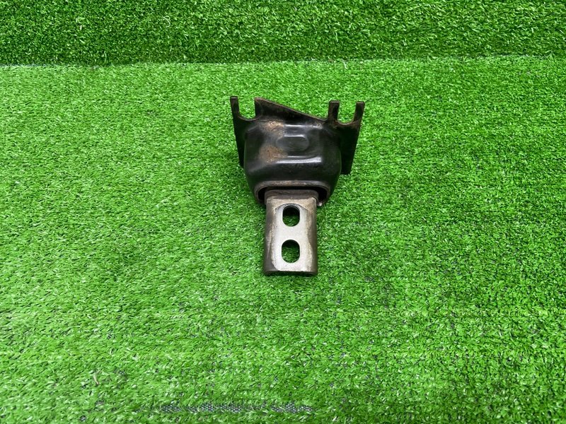 Опора двигателя, 1050 рублей, Москва