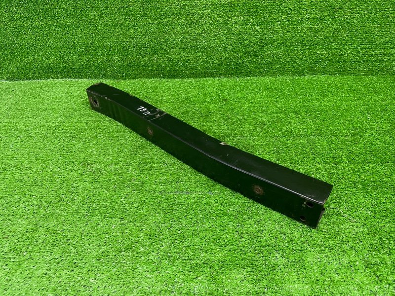 Кронштейн передней балки, 2000 рублей, Москва