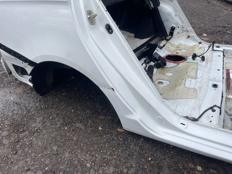 Крыло заднее правое, 10000 рублей, Москва