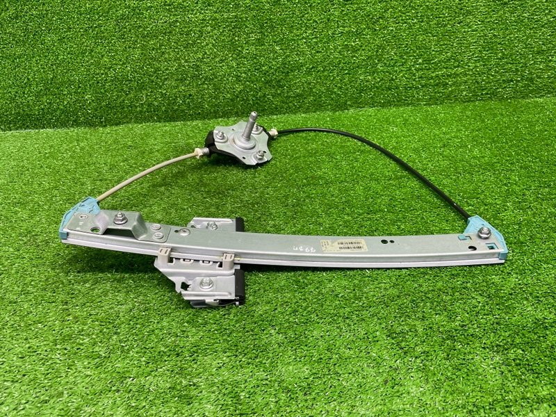 Стеклоподъемник задний, 1000 рублей, Москва