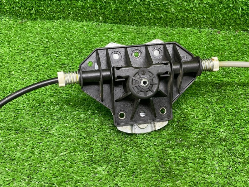 Стеклоподъемник задний, 1000 рублей, Москва