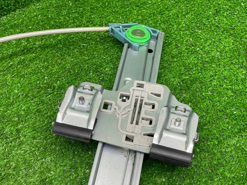 Стеклоподъемник задний, 1000 рублей, Москва