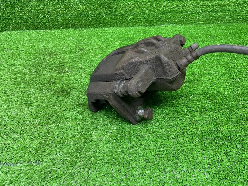 Суппорт тормозной передний правый, 2050 рублей, Москва