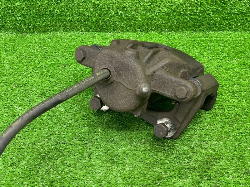 Суппорт тормозной передний правый, 2050 рублей, Москва