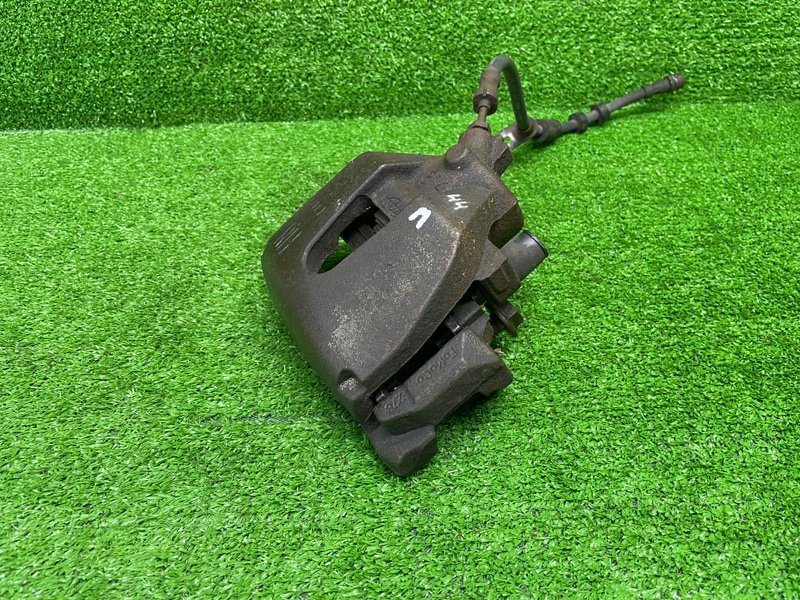 Суппорт тормозной передний правый, 1050 рублей, Москва