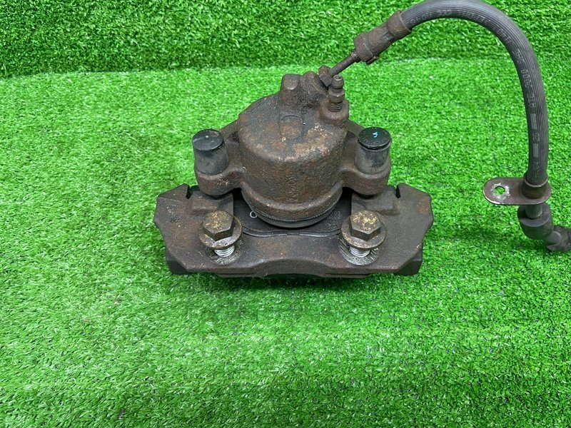 Суппорт тормозной передний правый, 1050 рублей, Москва