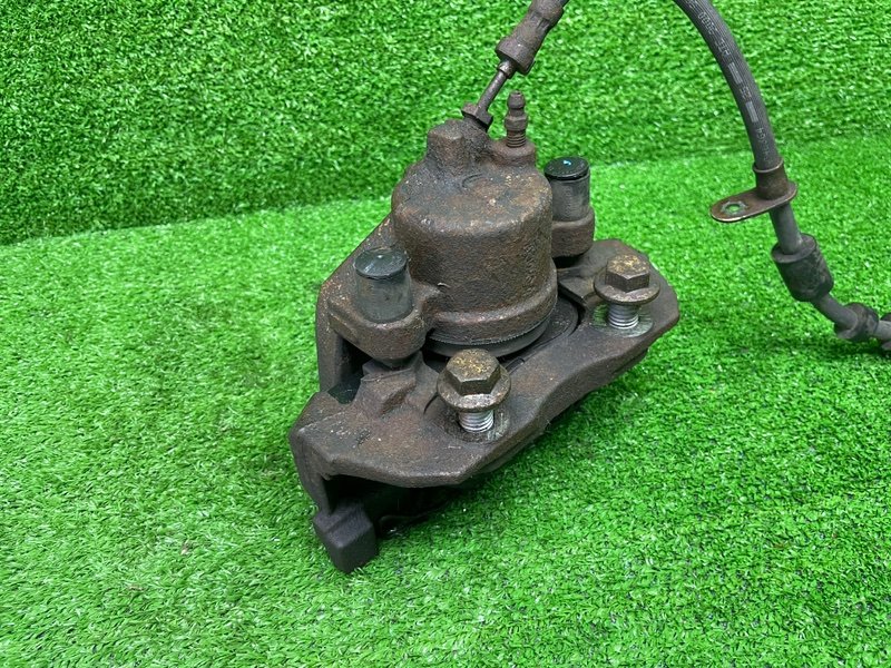 Суппорт тормозной передний правый, 1050 рублей, Москва