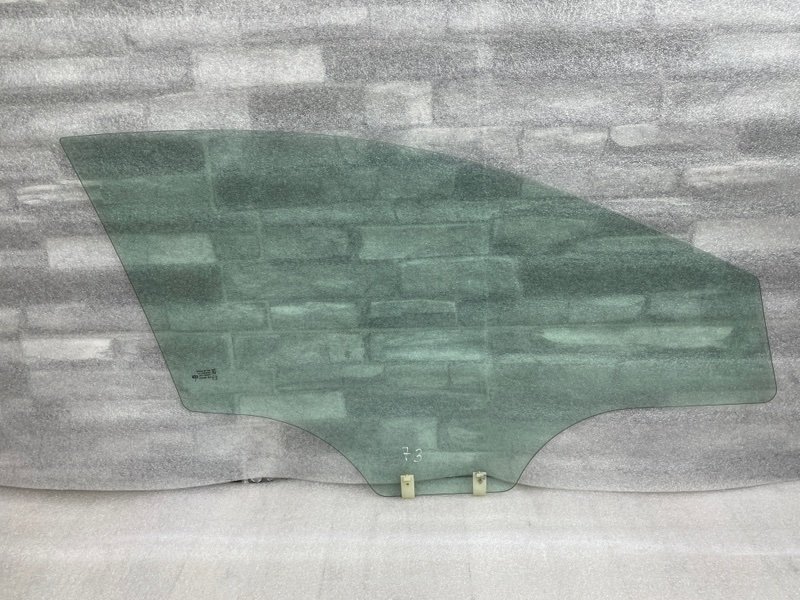 Стекло двери передней левой, 3500 рублей, Москва