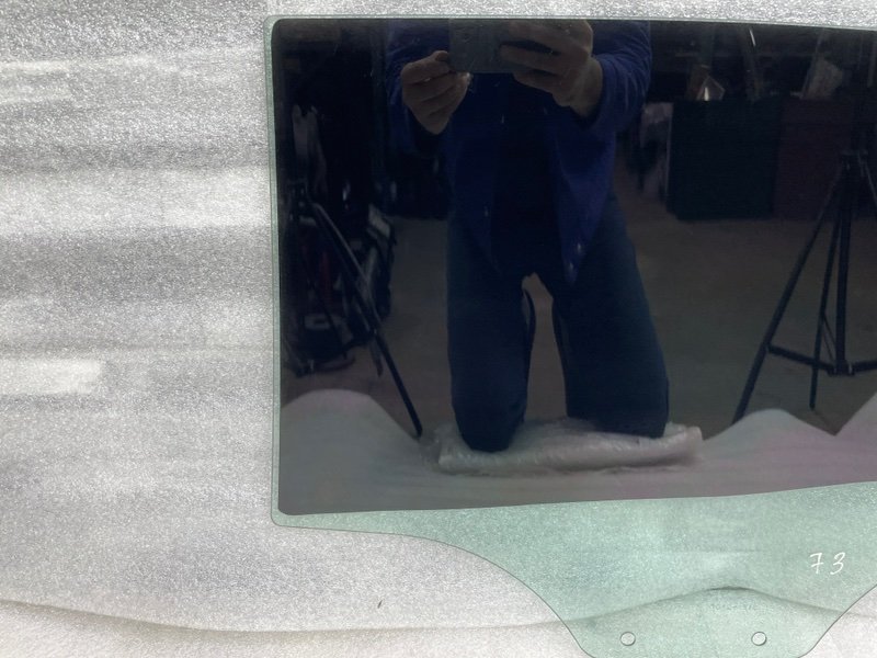 Стекло двери задней правой, 2500 рублей, Москва