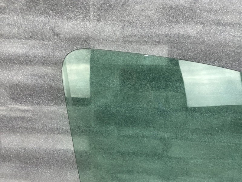 Стекло двери передней правой, 1500 рублей, Москва