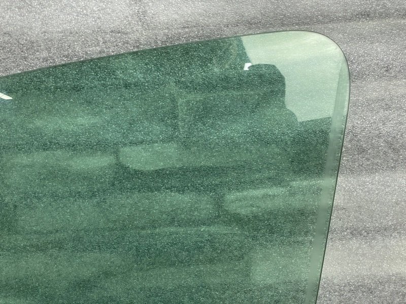 Стекло двери передней левой, 2000 рублей, Москва