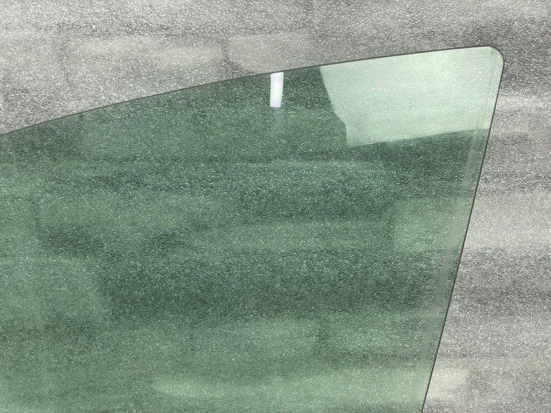Стекло двери передней левой, 4000 рублей, Москва