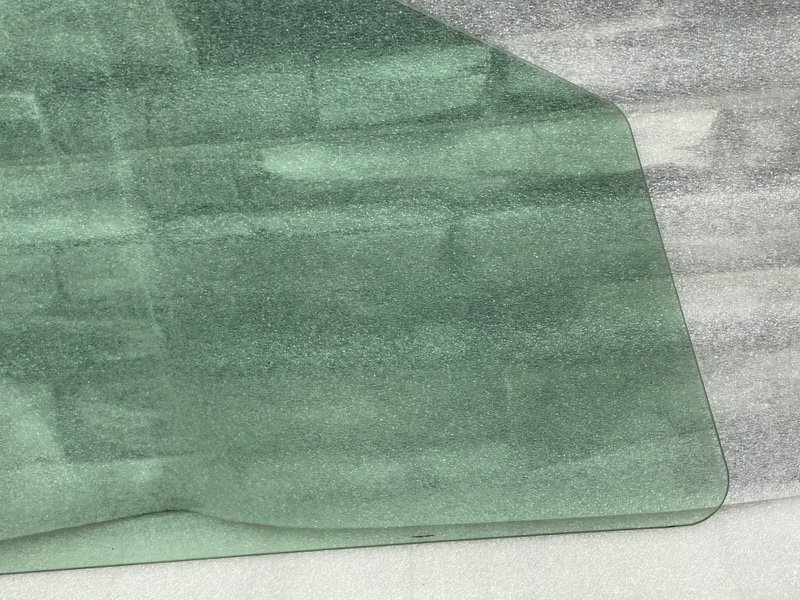 Стекло двери передней левой, 4000 рублей, Москва