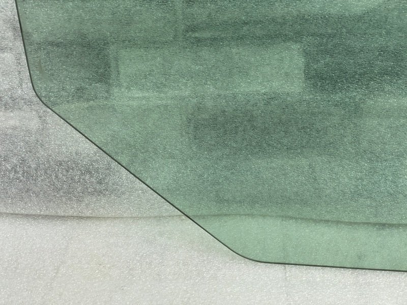 Стекло двери задней правой, 2100 рублей, Москва