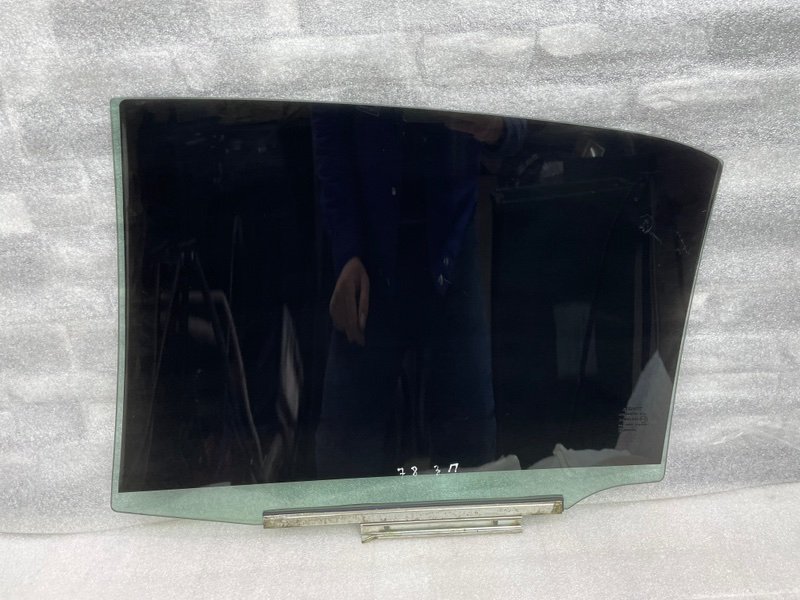 Стекло двери задней правой, 3500 рублей, Москва