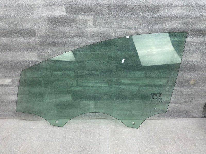 Стекло двери передней левой, 1050 рублей, Москва