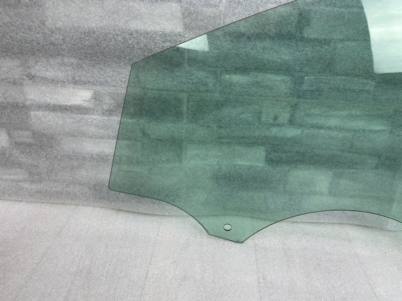 Стекло двери передней левой, 1050 рублей, Москва