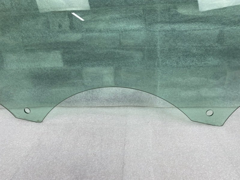 Стекло двери передней левой, 1050 рублей, Москва